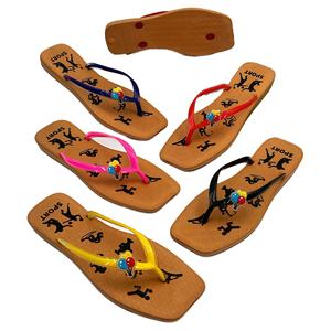 Tongs en EVA multicolores chic à motif sportif « <span class=keywords><strong>Kiss</strong></span> » pour femme – Écologiques, idéales pour l'extérieur (été/printemps) - Product Image 3