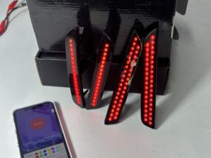 Luz LED de Marcador Lateral para Parachoques Delantero y Trasero con Control de Flujo de Color RGB por APP para Mustang 2010-2014, Paquete de 4 - Product Image 2