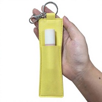 Porte-rouge à lèvres portable en cuir PU avec porte-clés, pochette de rangement pour baume à lèvres avec breloque perles colorées et dragonne, breloque de sac pour femme