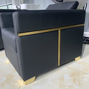 Silla <span class=keywords><strong>de</strong></span> champú <span class=keywords><strong>de</strong></span> salón <span class=keywords><strong>de</strong></span> diseño moderno con cuencos <span class=keywords><strong>de</strong></span> Metal dorado <span class=keywords><strong>de</strong></span> cuero negro, lavabo <span class=keywords><strong>de</strong></span> cerámica para peluquerías, venta al por mayor, nuevo problema - Product Image 4