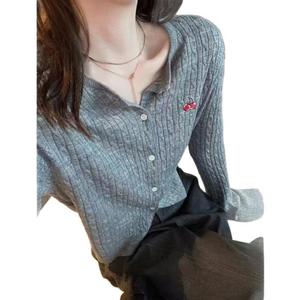 2025 automne décontracté Style coréen col rond haut cerise brodé crème solaire surchemise mince tricoté Cardigan veste - Product Image 5