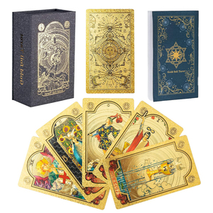 Venta al por mayor de cartas de <span class=keywords><strong>Tarot</strong></span> impermeables de PVC personalizadas, modelo de <span class=keywords><strong>universo</strong></span> sol dorado negro con Manual de usuario, naipes duraderos - Product Image 3