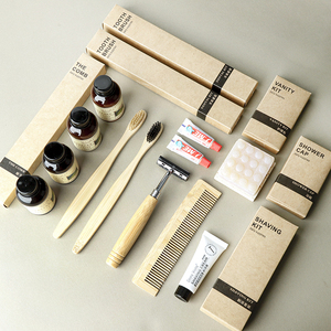 Fournitures hôtelières Ensemble de produits de toilette en bambou écologiques personnalisés Boîte en papier kraft jetable pour les clients de l'hôtel Trousse dentaire Bonnet de douche - Product Image 1