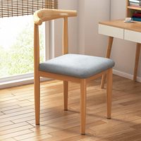 Vente directe d'usine Européenne Danoise Chaise Café Restaurant Sillas Vache OX Corne Chaise En Bois Coude À Manger Chaises Avec Coussin