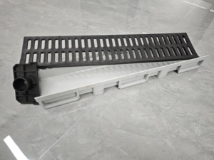 Fugu Toàn Bộ Giá <span class=keywords><strong>HDPE</strong></span> Kênh Thoát Nước Nhựa Pre-Mạ Kẽm U Hình Dạng Cống U Thoát Nước Kênh Thoát Nước - Product Image 5