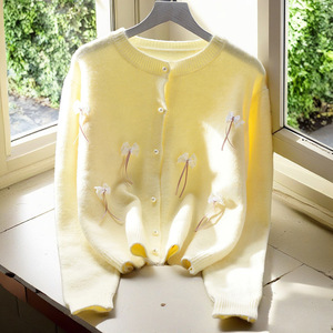 Cardigan da Donna in <span class=keywords><strong>Lana</strong></span> Lavorato a Maglia con Motivo Floreale, Decorazione a Bottoni <span class=keywords><strong>e</strong></span> Tasche Ricamate, Casual <span class=keywords><strong>e</strong></span> alla Moda - Product Image 3