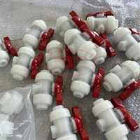 Raccords PVDF : Coude, Té, Raccord à bride, Vanne à boisseau sphérique, Union
