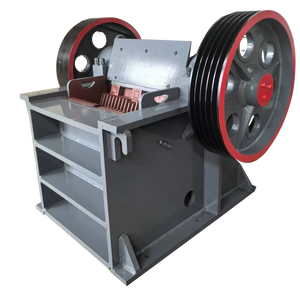 Trituradora de Mandíbulas con Motor de Corriente Alterna y Rodamientos, Capacidad de 10 T/h, para Uso en Minería - Product Image 1