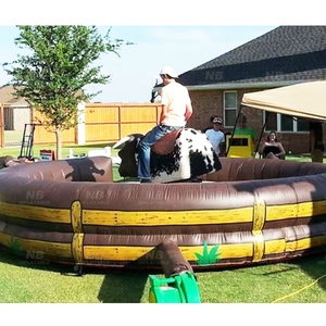 Divertida Máquina Mecánica Inflable de Toro de Rodeo para Fiestas de Adultos, para Uso en Interiores y Exteriores - Product Image 1