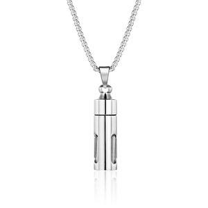 Collier pendentif en acier inoxydable personnalisé avec flacon de parfum en verre, design unique de bouteille à message, bijoux élégants et tendance pour femmes - Product Image 1