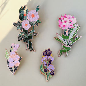 थोक धातु के लोगो ने कठोर नरम तामचीनी पिन लैपल पिन कस्टम फैशन ब्रोच पिन के फूल महिला कपड़ों के लिए गुलाब गुलाब - Product Image 4