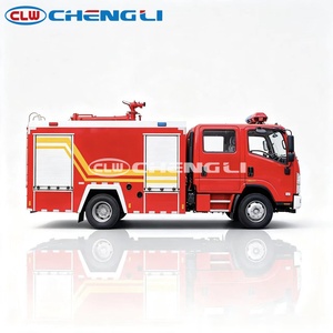 Camion de pompiers 1SUZU avec réservoir d'eau et mousse, véhicule de lutte contre les incendies 4x2 manuel pour zones résidentielles et commerciales - Product Image 3