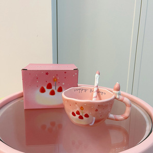Tasse Girly haute à thème joyeux anniversaire tasse à eau en céramique Style de conception de dessin animé <span class=keywords><strong>meilleure</strong></span> tasse cadeau pour les filles et les meilleurs amis - Product Image 6