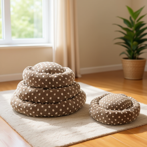 Set di Tre Pezzi per Cuccia in Velluto di Cotone Jacquard a Pois, Letti per Animali Marrone - Product Image 3