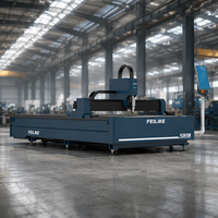 Table de fabrication de tôles à grande vitesse avec machine de découpe laser à fibre 3KW et servomoteur