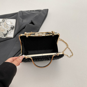 Sac à main de luxe en strass motif feuille ajourée, pochette élégante légère pour mariée, mariage, banquet et assortiment Cheongsam - Product Image 2