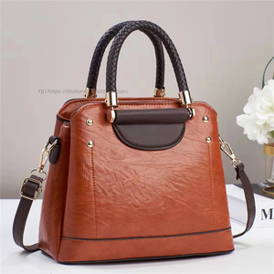Hot Sale Pu Leather Girl Bags Ladies Bags Luxury Trendy Handbags and <b>Purses</b> for Women - Product Image 3