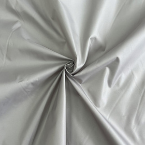 Tissu en <span class=keywords><strong>taffetas</strong></span> de polyester 300T, prix direct usine, idéal pour les manteaux en duvet - Product Image 2