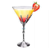 Coupe à vin de bar avec tables hautes en métal personnalisé serpent flamant rose Verres à cocktail en verre à martini créatifs uniques pour Halloween