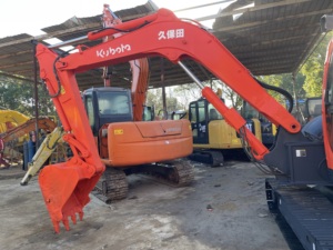 รถขุดไฮดรอลิกแบบตีนตะขาบมือสอง รุ่น KX185-3 น้ำหนัก 8 ตัน พร้อมปั๊มเครื่องยนต์ แบริ่ง ได้รับการรับรองมาตรฐาน ISO ผลิตในญี่ปุ่น คุณภาพสูง สินค้าขายดี - Product Image 6
