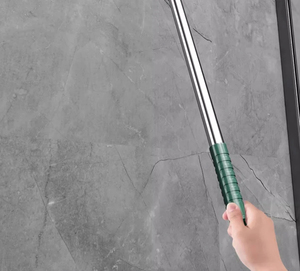 Balai à franges télescopique pour nettoyage de sols et vitres avec raclette en silicone, pour usage domestique et salle de bain - Product Image 2