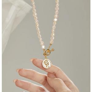 สร้อยคอมุกแท้สไตล์ฝรั่งเศสย้อนยุคสำหรับผู้หญิง สร้อยคอแฟชั่นทันสมัย สร้อยคอประดับไหปลาร้า ดีไซน์หรูหราเบาๆ - Product Image 5