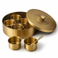 Boîte à épices ronde portable personnalisée en laiton doré, boîte à bijoux, pot de rangement pour thé, pièce tournée par usinage CNC, kit d'estampage métallique