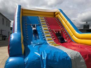 Muro dos Campeões em Lyon - Jogos para Adultos e Adolescentes, Jogos Infláveis de <span class=keywords><strong>Pull</strong></span> Up, Escorregador Inflável e Jogo de Braço - Product Image 6