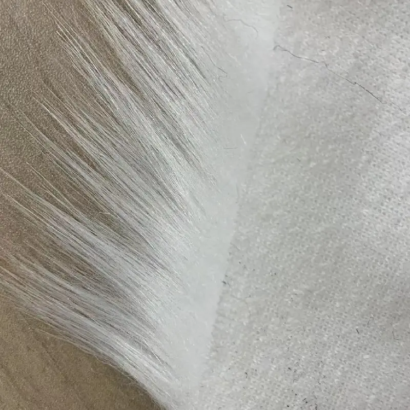 Tissu artificiel en fausse fourrure à cheveux longs