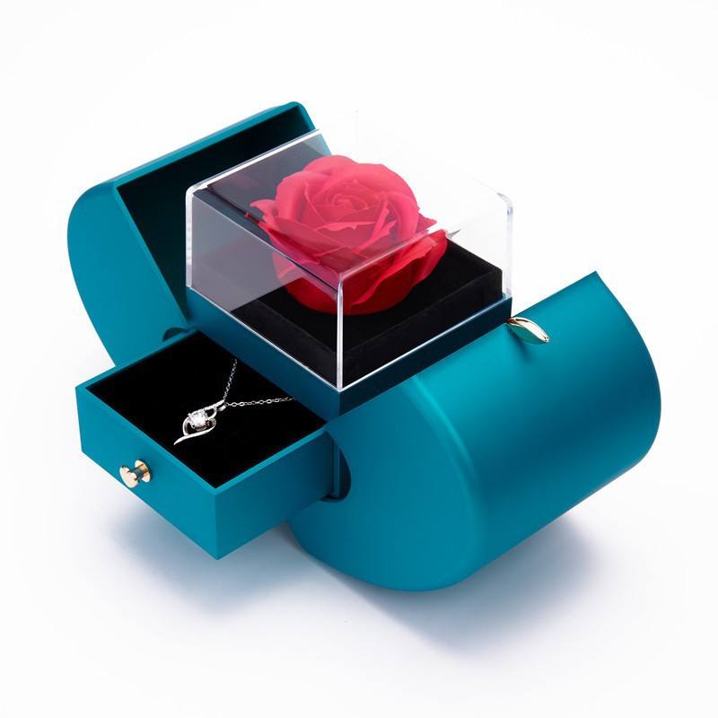 ดอกไม้สบู่สีฟ้าพีค็อก