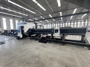 Machine de découpe laser Laser <span class=keywords><strong>Max</strong></span> 3000W à 3 mandrins, fixation latérale, longueur 12m, capacité 360mm pour métaux de moyenne épaisseur, Cypcut HIWIN - Product Image 2