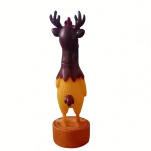 Juguete de PVC de rebote lento con forma de alce divertido, con música de gallina Lala, para descompresión creativa y alivio del estrés, para todas las edades. - Product Image 3