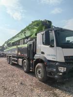 Pompe à béton Zoomlion Lingyun 62m + Pompe à béton Mercedes Benz 62m + Pompe à béton 44t