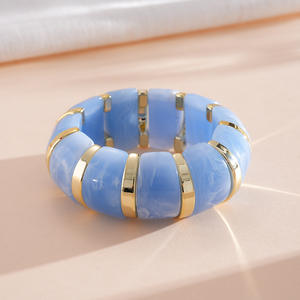 Bracelet concave en résine marbrée J, style vintage, pour soirée, mode unique, avec imitation perle pour femme - Product Image 5