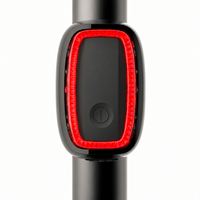 Feu arrière intelligent Carbonrevo à faisceau laser, durable, résistance supérieure pour la conduite quotidienne, qualité supérieure, longue durée de vie