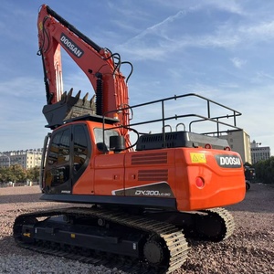 Excavatrice sur chenilles hydraulique d'occasion Doosan Dx300LC-7 DH55 150 210 220LC 300LC 420LC – Matériel de construction et d'ingénierie de seconde main - Product Image 1