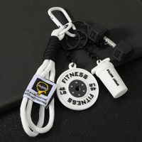 Porte-clés populaire en silicone et PVC, ensemble d'haltères de fitness, accessoire de sac à dos, ornement décoratif pour bouteille d'eau de sport