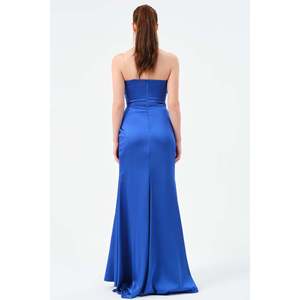 Colección de Ropa Azul Saks para Mujer de DANS, Disponible en Tallas Europeas 38-42, Ropa Elegante y Cómoda para Uso Diario - Product Image 2