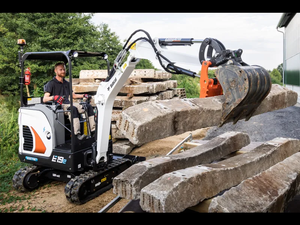 Mini escavatore elettrico 2 Ton Sy19e Mini escavatore con benna pezzi di ricambio rullo cingolato - Product Image 3