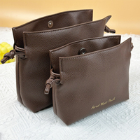 Nouvelle promotion de sacs de maquillage et de soins de la peau à fermeture magnétique en gros, sacs cadeaux, pochettes cosmétiques de luxe avec cordon de serrage, logo personnalisé