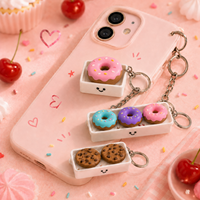 Niedliche Dessert-Serie 3D-Gedruckter Druckknopf-Schlüsselanhänger Spielzeug Mini-Clicker Charm für Werbegeschenke Kuchen Schokoladen-Schlüsselanhänger