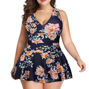 <span class=keywords><strong>Maillot</strong></span> <span class=keywords><strong>de</strong></span> <span class=keywords><strong>bain</strong></span> grande <span class=keywords><strong>taille</strong></span> pour <span class=keywords><strong>femme</strong></span>, style jupe imprimée, coupe conservatrice, avec short intégré, idéal pour la plage - Product Image 4