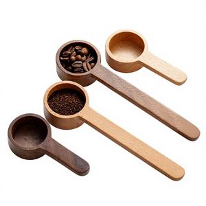 Cuillère doseuse à café en bois faite à la main, ustensile de mesure pour grains de café et poudre, en bois naturel, ensemble d'ustensiles de cuisine écologiques - Product Image 1