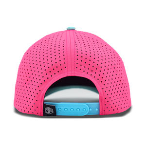 Casquette de golf TCAP Chine imperméable à 6 panneaux avec broderie et perforations laser haute performance - Product Image 5