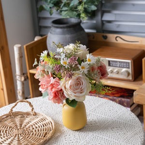 Bouquet de fleurs artificielles CallaFloral, roses de couleurs mélangées, tissu tissé en plastique, décoration d'intérieur, accessoires de mariage - Product Image 1