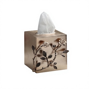Boîte à mouchoirs en métal avec motif de rose, finition or antique, distributeur de mouchoirs carré décoratif, accessoires de décoration de table autoportants - Product Image 1