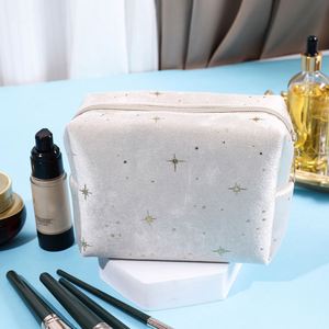Cheap Price Gilded Stars Soft Toiletry Bag Luxury Beauty Makeup Organizer Pouch Personalized Velvet Cosmetic Bag With Zipper - Product Image 3