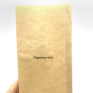 Kantong Kemasan Kustom Coklat Putih Kertas Kraft Pouch Berdiri untuk Biji Kopi Makanan Spesial Produk Alami - Product Image 3