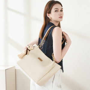 Sacs à main en <span class=keywords><strong>cuir</strong></span> pour femmes sur mesure en gros, sacs fourre-tout élégants de haute qualité pour femmes, sac pour <span class=keywords><strong>ordinateur</strong></span> portable de luxe pour étudiants - Product Image 2