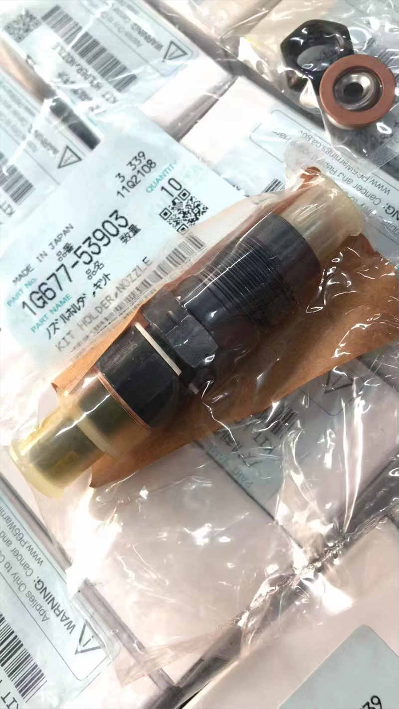 SINOCMP 4 Injecteurs Carburant 1G677-53903 1903-3015 Pour Kubota D1005 D1105